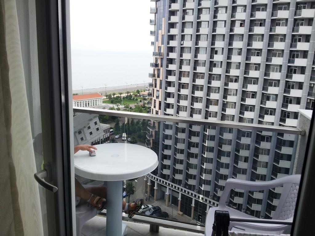 Sebi Apartment Batumi Towers Habitación foto